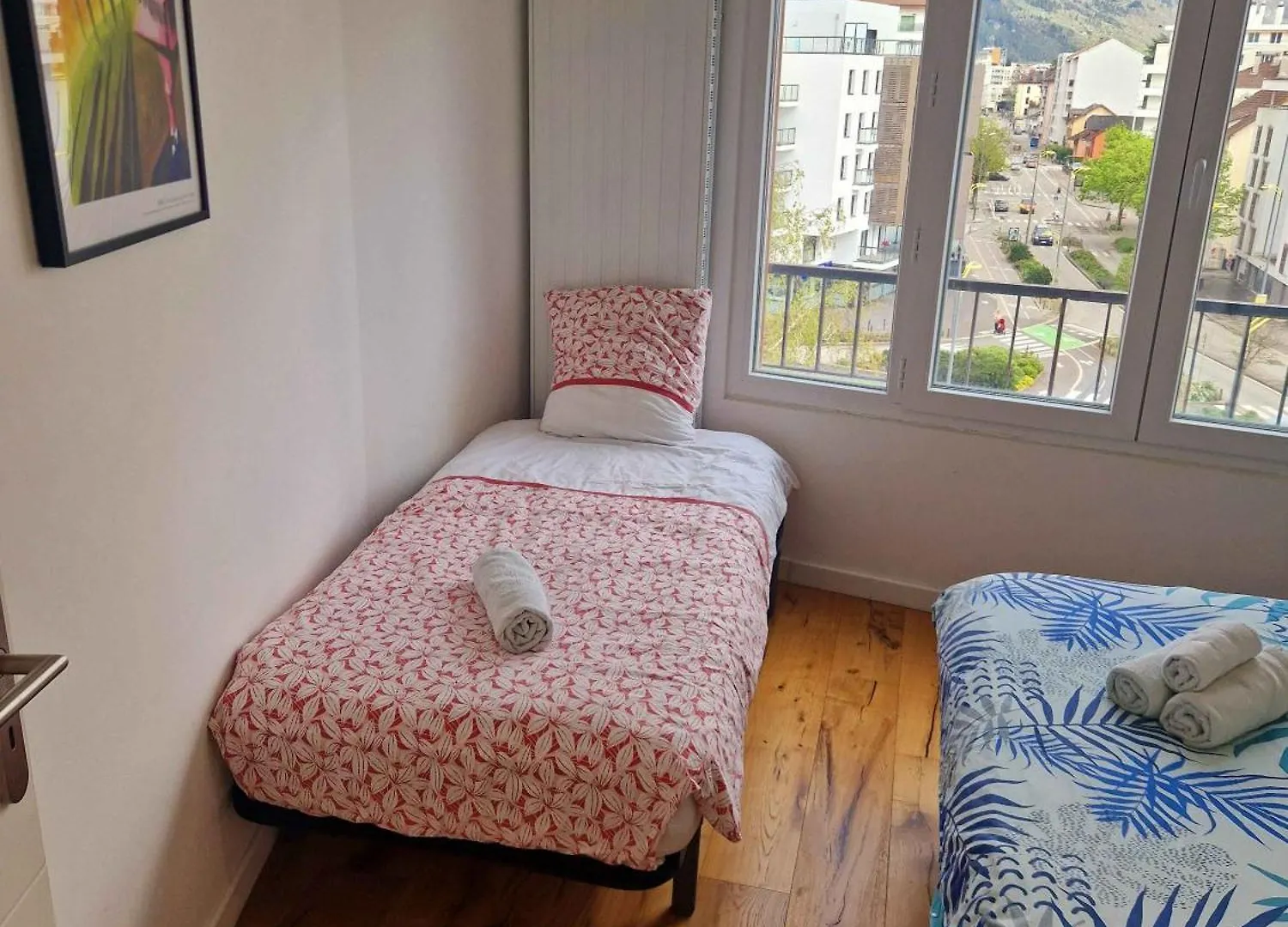 Superbe Charme Et Belle Vue Apartment Annecy